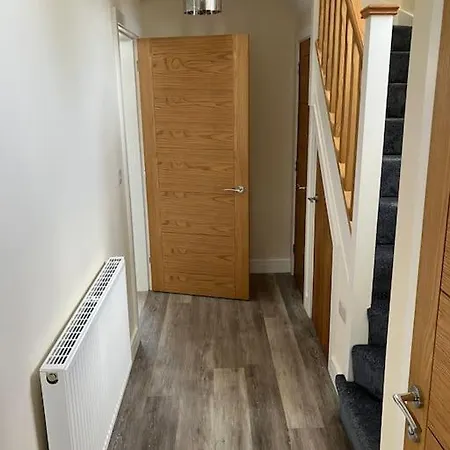 New Build, 3-bed House With Parking. Дом отдыха Йорк