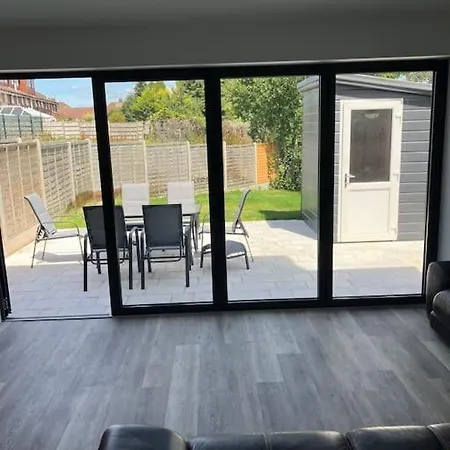 New Build, 3-bed House With Parking.